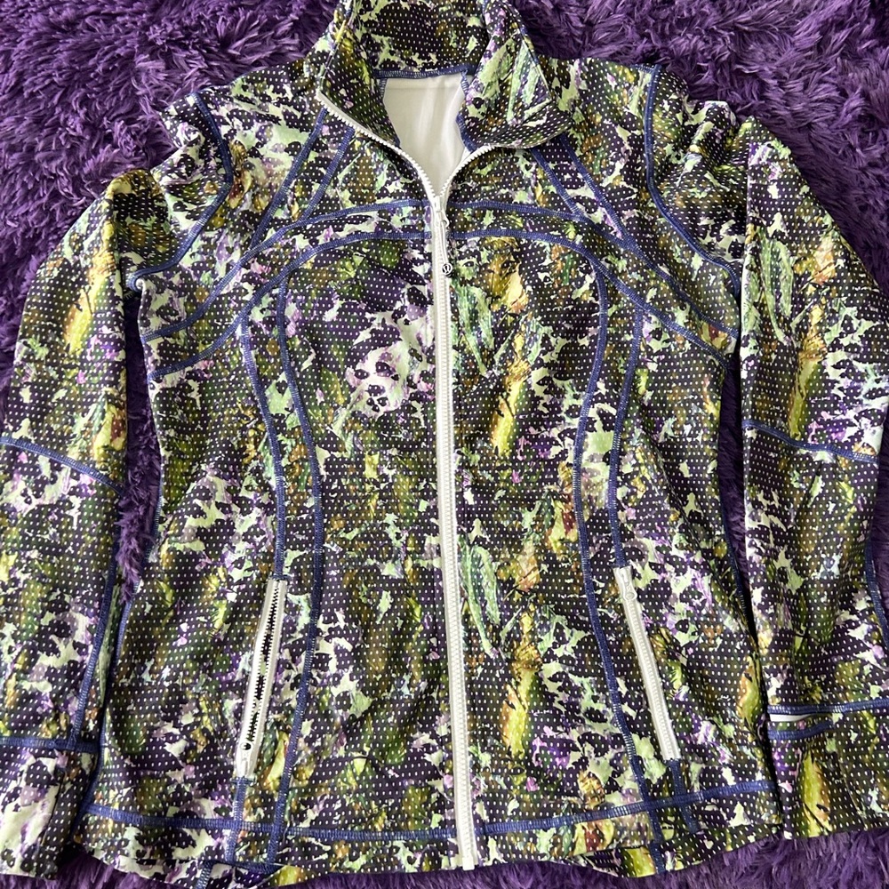 Like new Multi Coloured Lulu define jacket